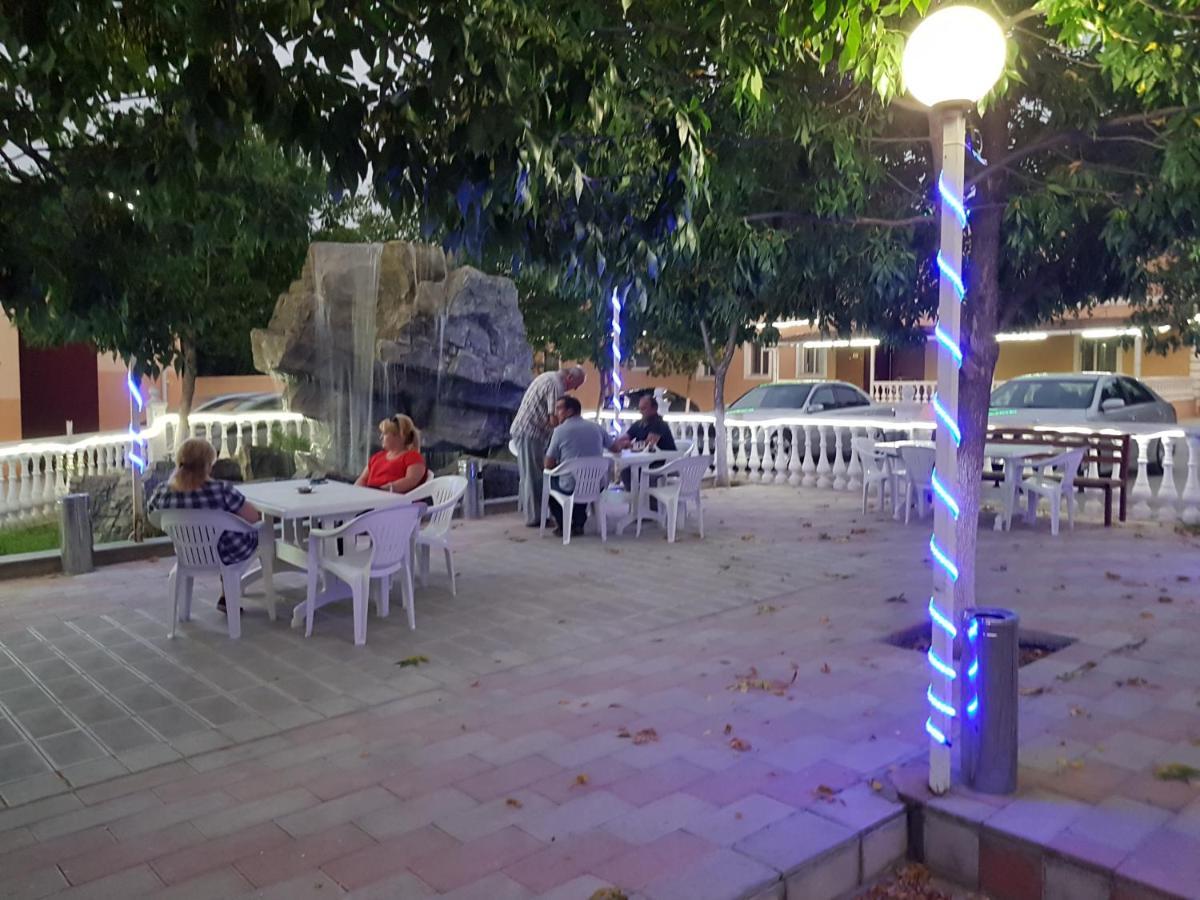 Hotel Selika รุสตาวี ภายนอก รูปภาพ