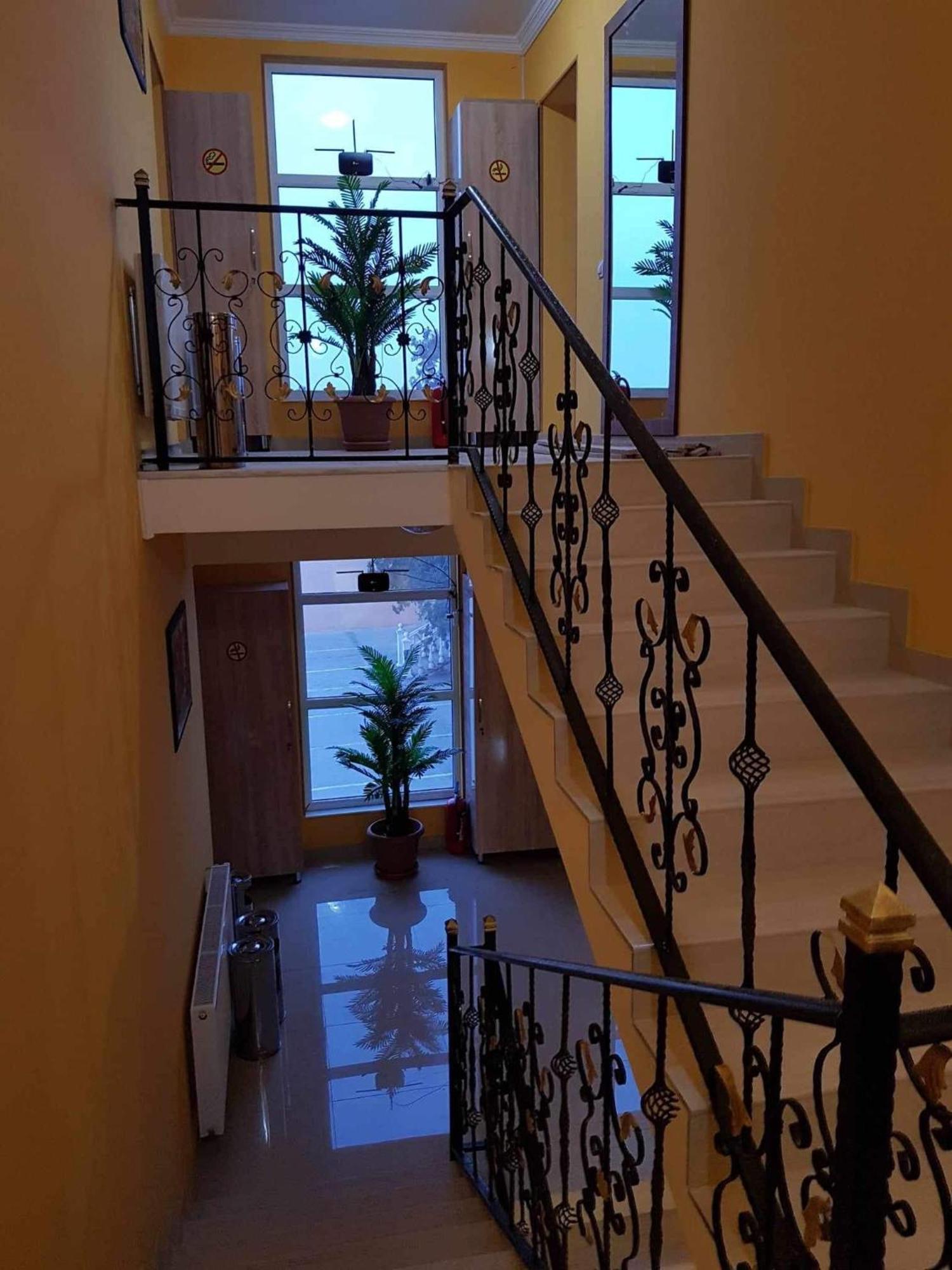 Hotel Selika รุสตาวี ภายนอก รูปภาพ